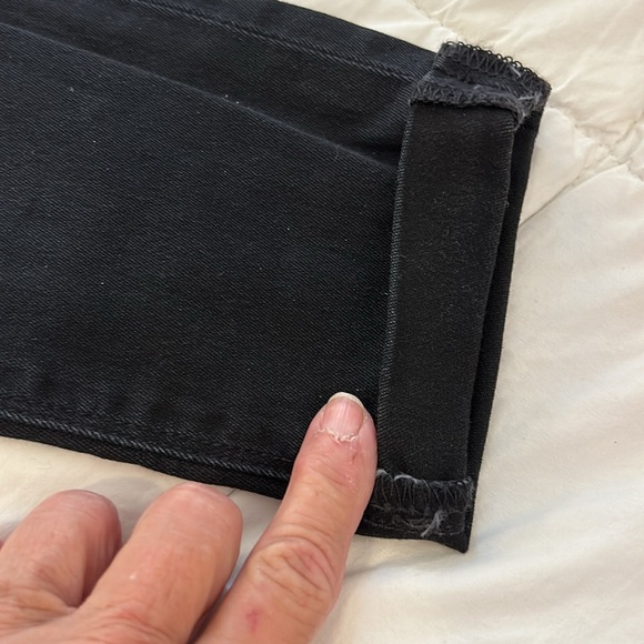 HUDSON Jeans - Picture 14 of 14